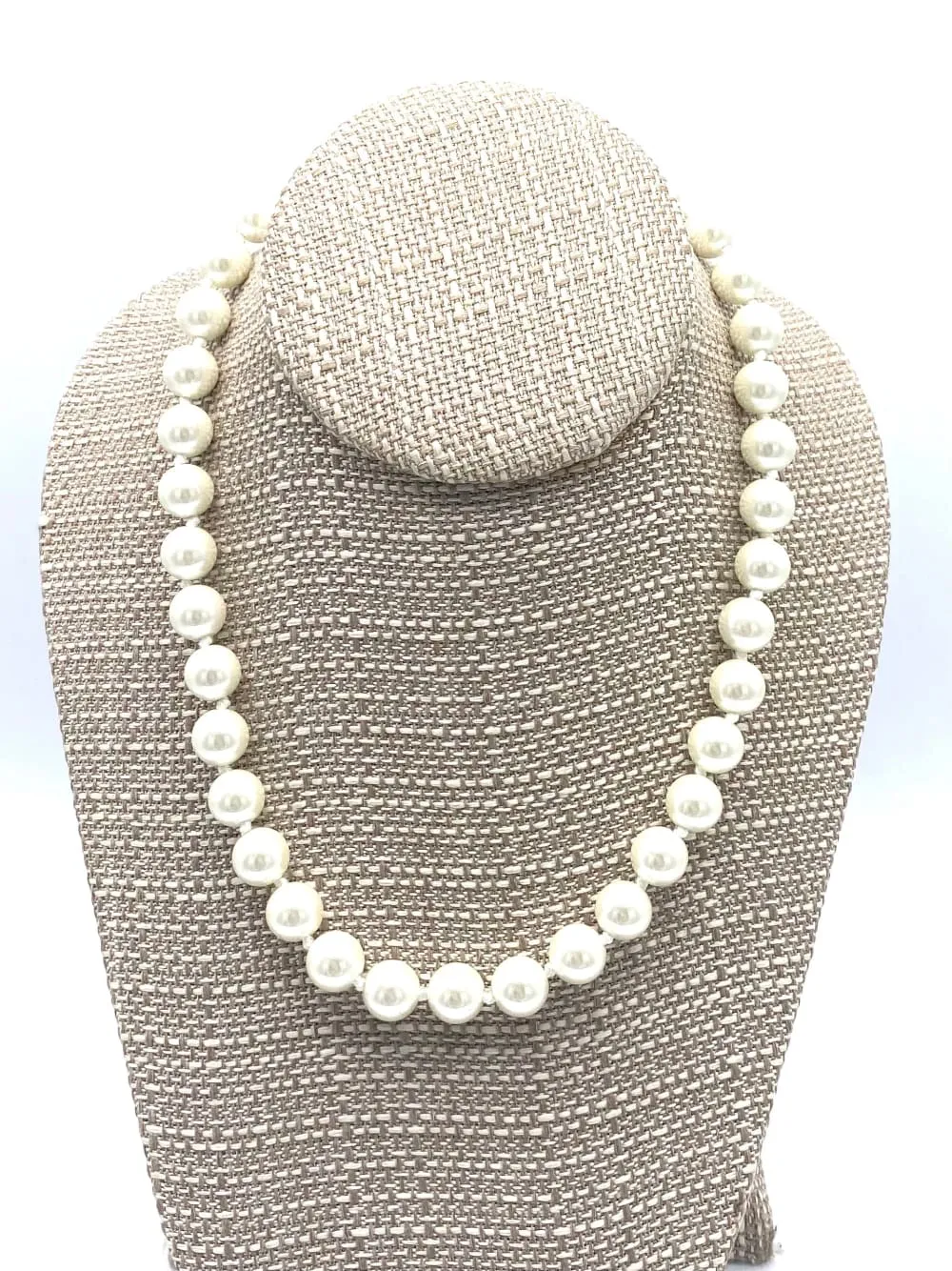 Beaded Pearl Necklace