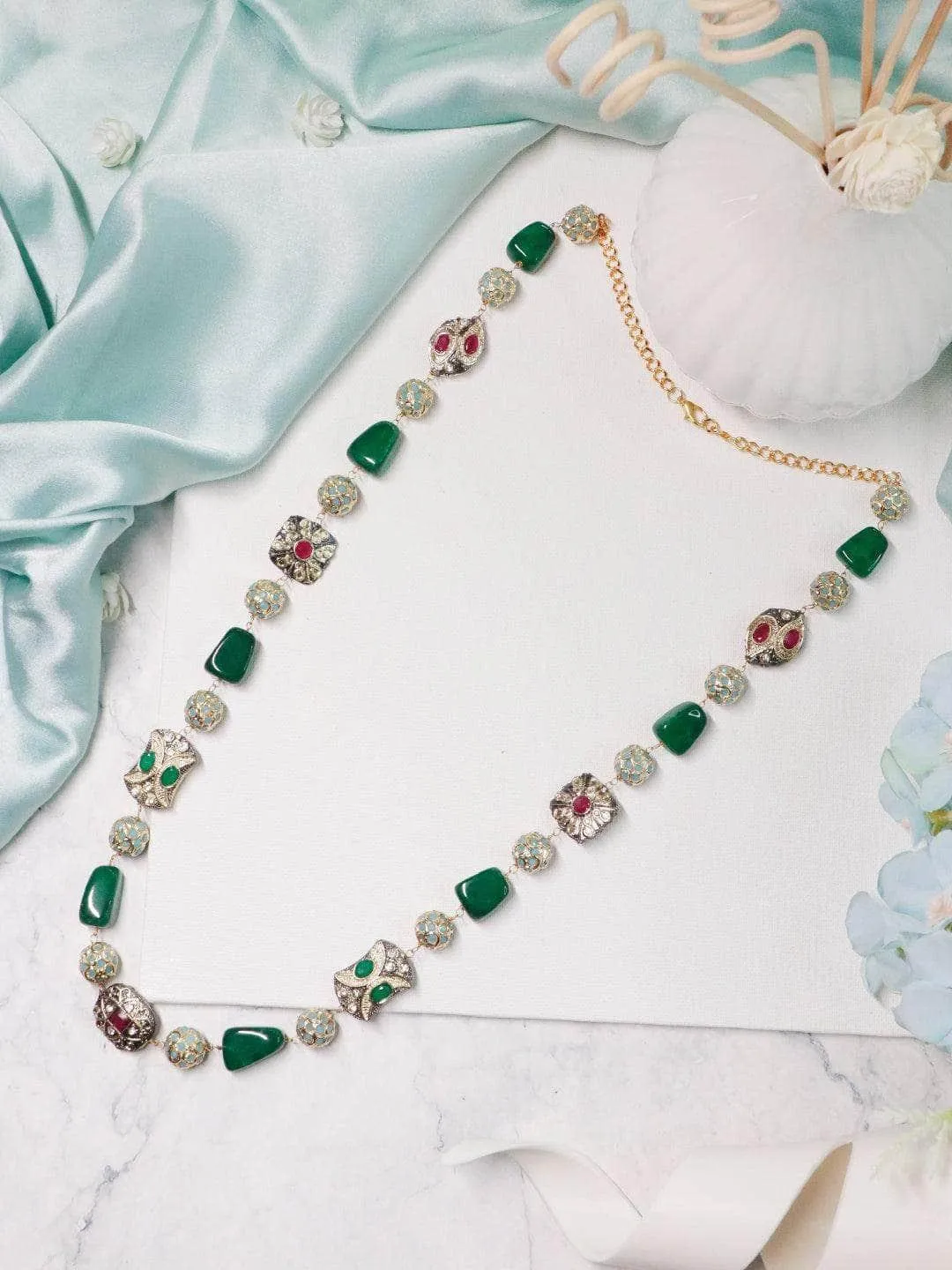 Green Coloured Victorian Semi Precious Single Line Necklace