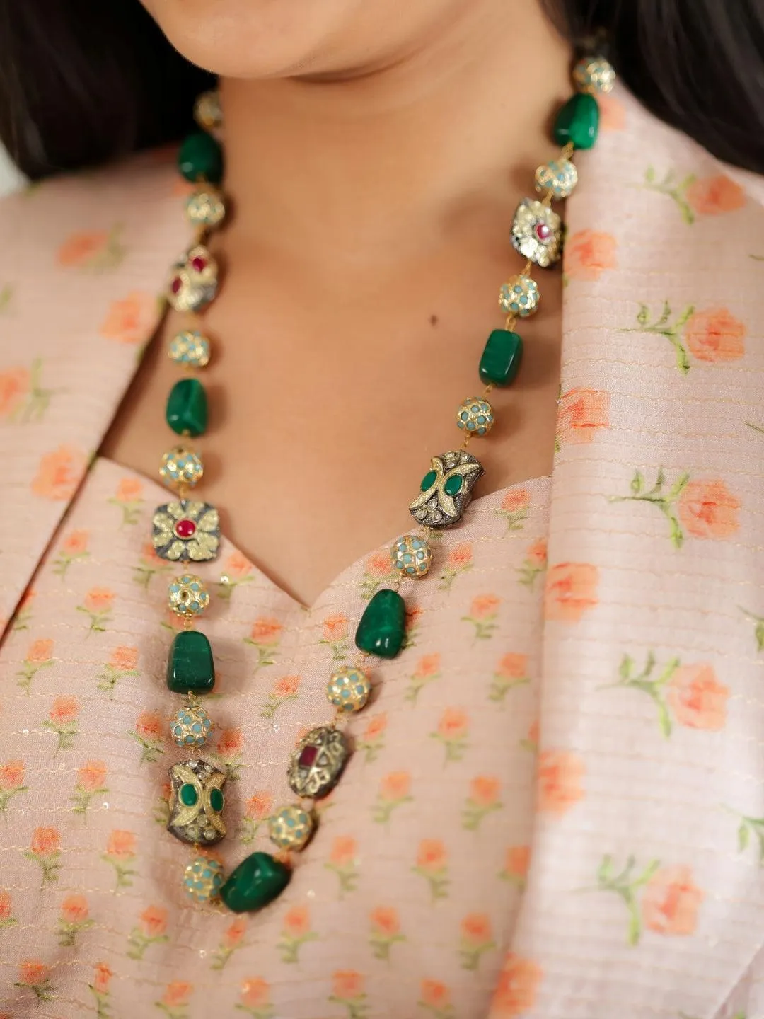 Green Coloured Victorian Semi Precious Single Line Necklace