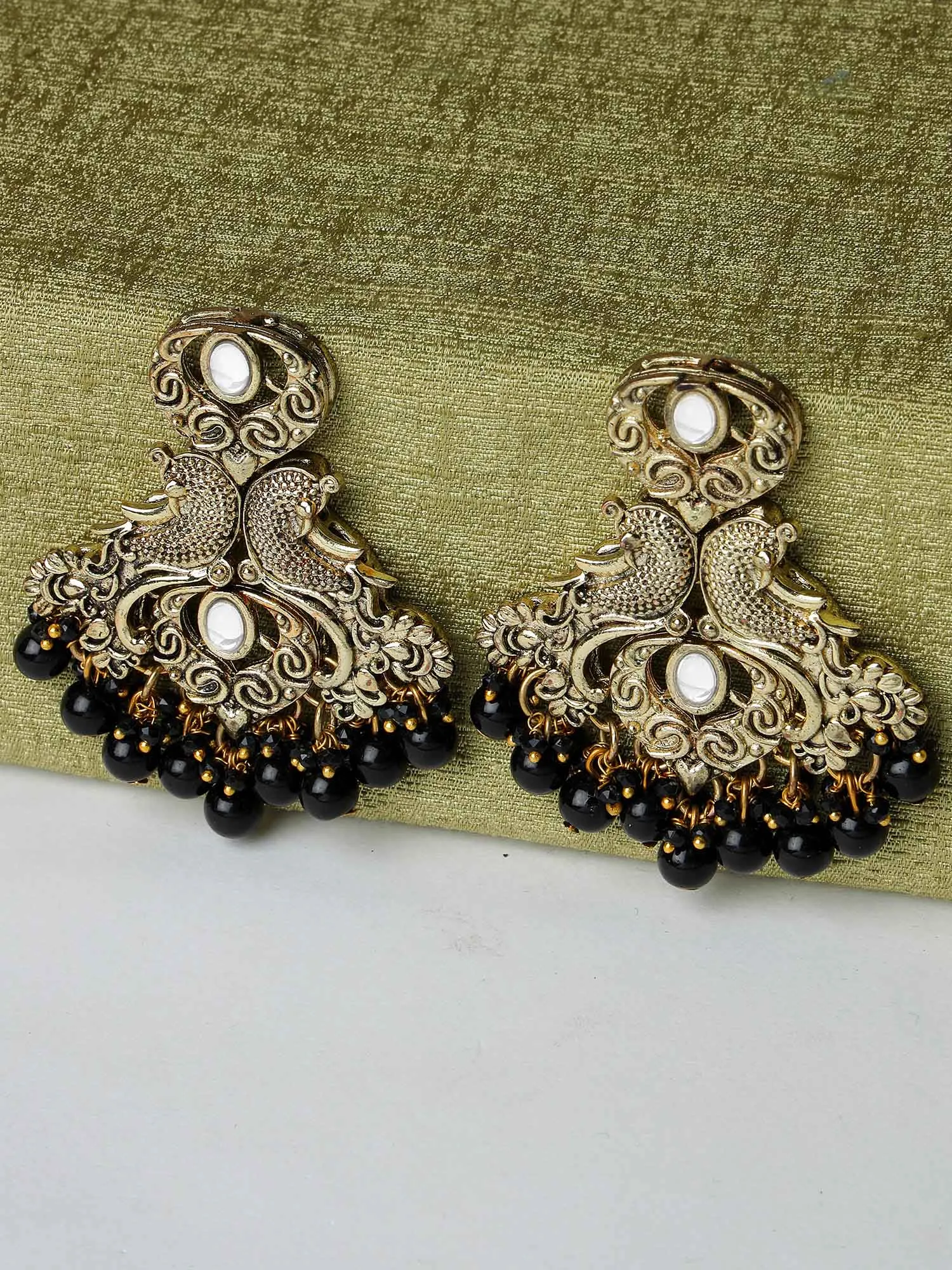 Karatcart Antique Gold Plated Black Beads Peacock Design Kundan Dangler Earrings for Women