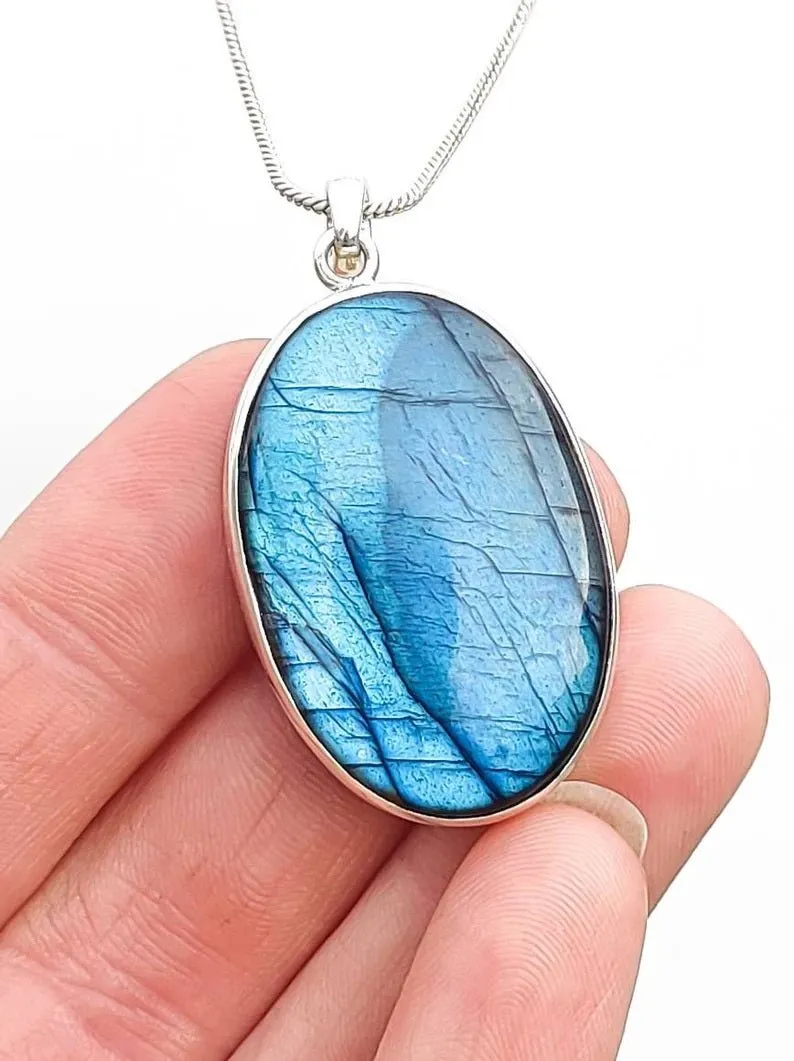 Premium Quality Deep Blue and Aqua Flash Oval Labradorite Sterling Silver Pendant Necklace