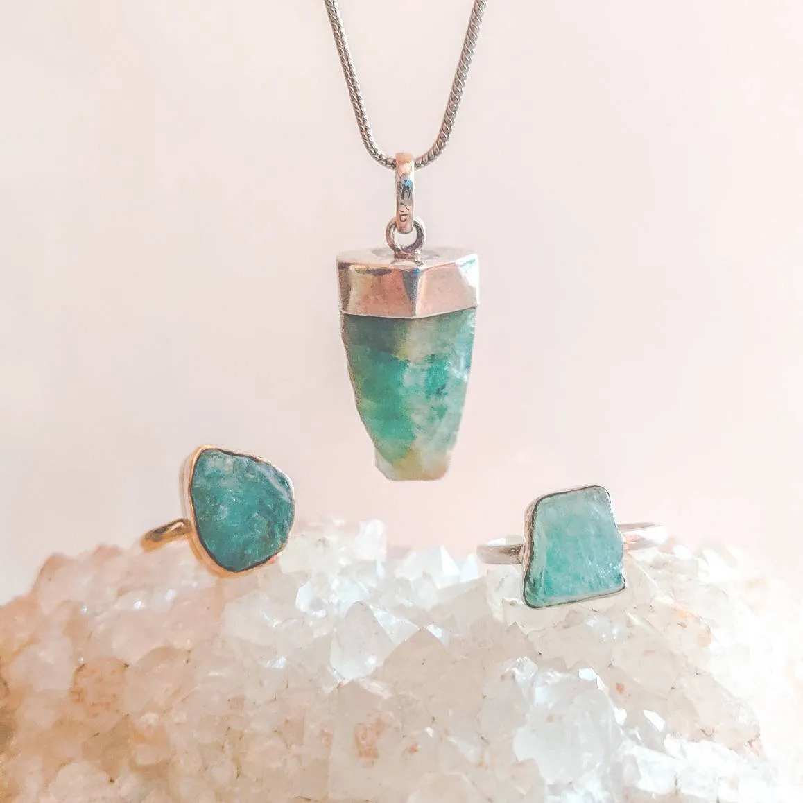 Raw Aquamarine Pendant Necklace