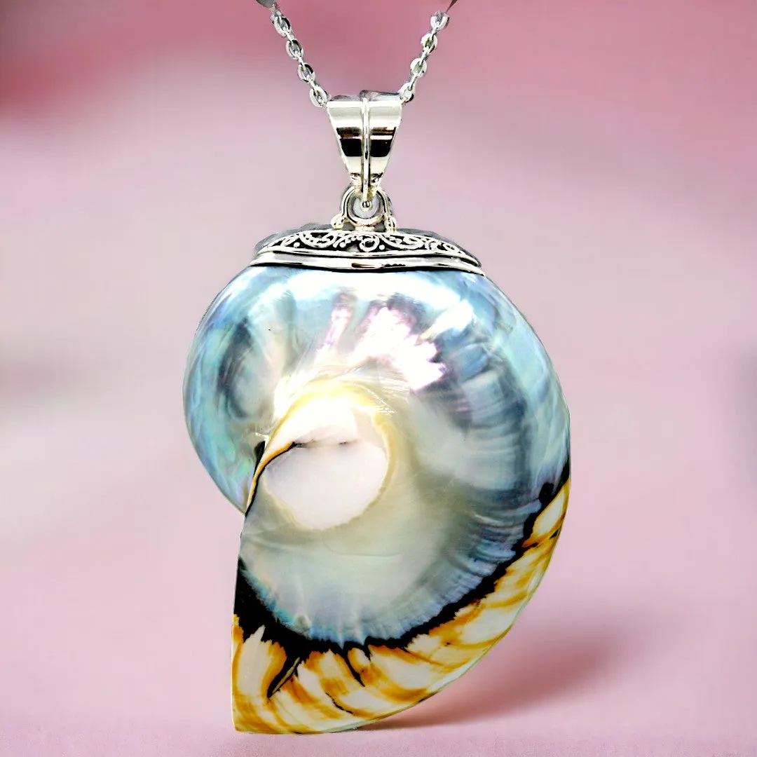 Tiger Natural Nautilus Pearl Shell Necklace