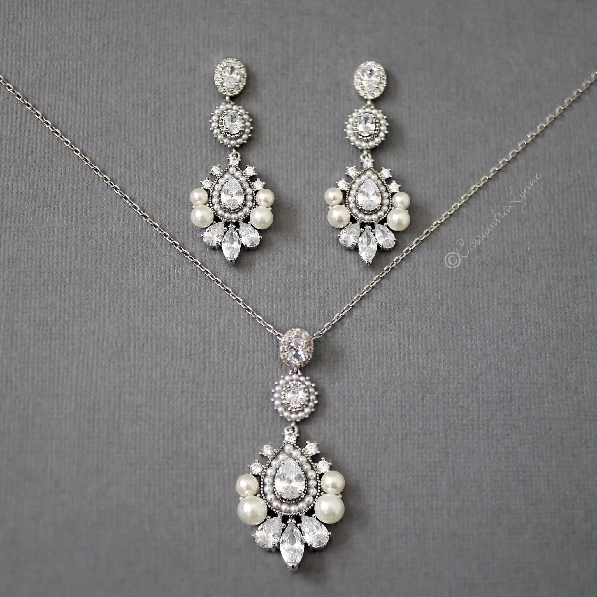 Vintage Pearl Earrings and Pendant Necklace Set