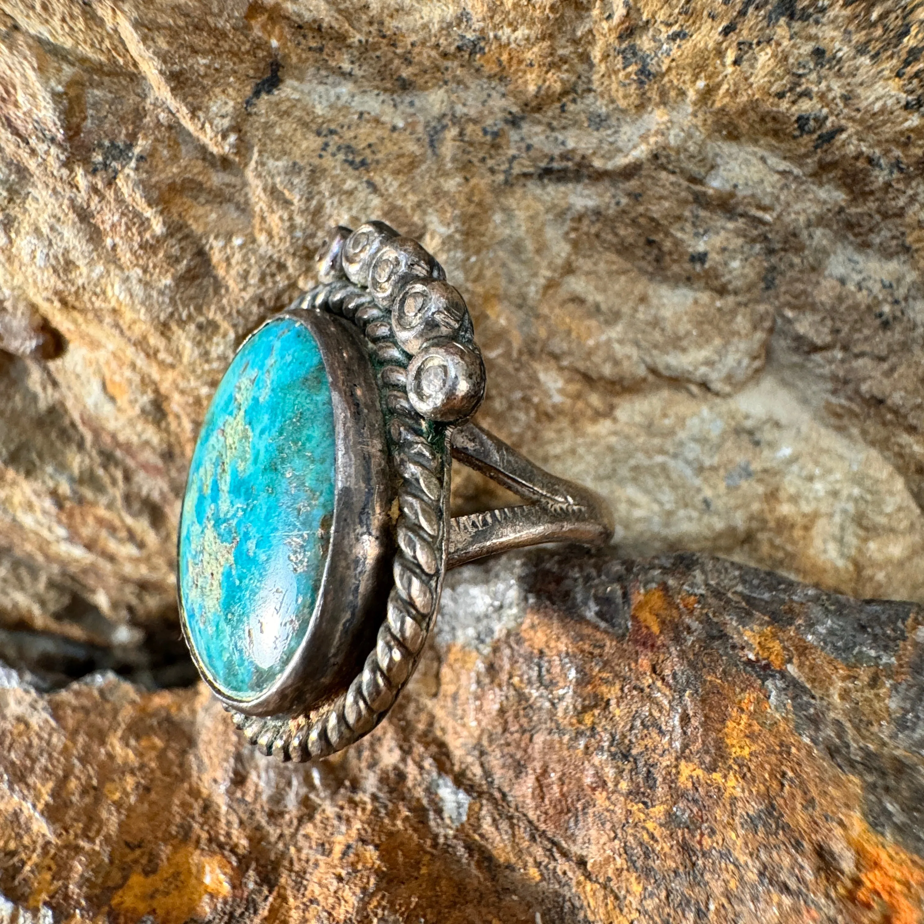 Vintage Sterling Silver Ring with Greenish Blue Turquoise Cabochon Size 6.5 - Estate